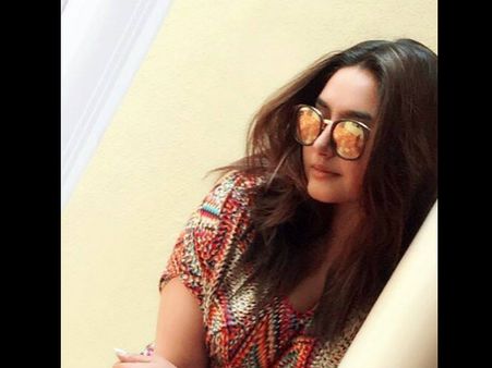 ರಾಗಿಣಿ ಗ್ಲಾಮರ್ ಗೆ ಔಟ್ ಆಫ್ ಔಟ್ ಮಾರ್ಕ್ ನೀಡಿದ ನಟ