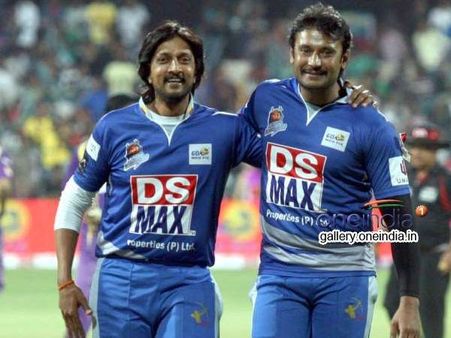 ಡಿ-ಬಾಸ್ ಅಭಿಮಾನಿ ಕೇಳಿದ ಪ್ರಶ್ನೆಗೆ ಕೂಲ್ ಆಗಿ ಪ್ರತಿಕ್ರಿಯಿಸಿದ ಸುದೀಪ್.!