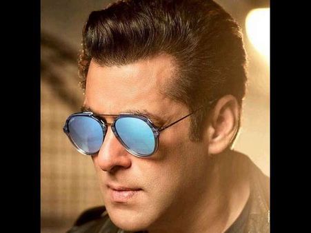 ಸಲ್ಮಾನ್ ಗೆ ಜಾಮೀನು ಸಿಕ್ಕಿಲ್ಲ ಅಂದ್ರೆ 800 ಕೋಟಿ ನಷ್ಟ.! ಎಲ್ಲಿಂದ ಎಷ್ಟು ಕೋಟಿ.?