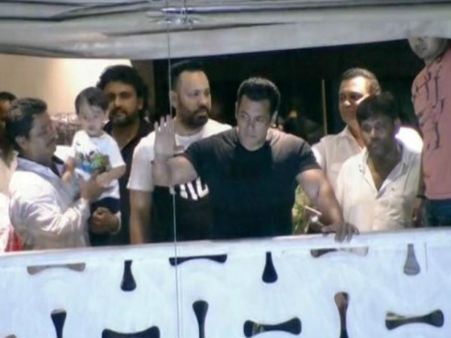 ಜೈಲಿನಲ್ಲಿ ಎರಡು ರಾತ್ರಿ ಕಳೆದ ಬಳಿಕ ಮನೆಗೆ ಮರಳಿದ ಸಲ್ಮಾನ್ ಖಾನ್