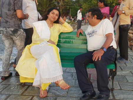 ಕೇರಳದಲ್ಲಿ ಅಂಬಿ-ಸುಹಾಸಿನಿ ಡ್ಯುಯೆಟ್