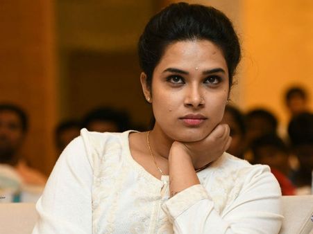 ಚಿತ್ರಮಂದಿರದಲ್ಲಿ ನಡೆದ ಘಟನೆಗೆ ಕಣ್ಣೀರಿಟ್ಟ ನಟಿ ಹರಿತೇಜ