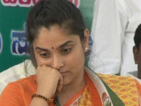 ಮತ ಚಲಾವಣೆ ಮಾಡದ ರಮ್ಯಾಗೆ ನಾಚಿಕೆ ಆಗಬೇಕು: ಛೀಮಾರಿ ಹಾಕಿದ ನೆಟ್ಟಿಗರು.!