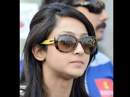 ನಟಿ ಐಂದ್ರಿತಾ ರೇ ಕೋಪಕ್ಕೆ ಕಾರಣವಾದ ಹೋಟೆಲ್ ಸಿಬ್ಬಂದಿ.!