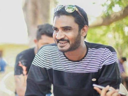 ಮತದಾನದ ಹಕ್ಕಿನಿಂದ ವಂಚಿತರಾದ ನಟ 'ಚಿಕ್ಕಣ್ಣ'