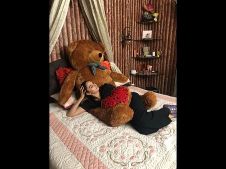 ರಾಗಿಣಿ ಹುಟ್ಟುಹಬ್ಬಕ್ಕೆ ವಿದೇಶದಿಂದ ಬಂತು ಉಡುಗೊರೆ