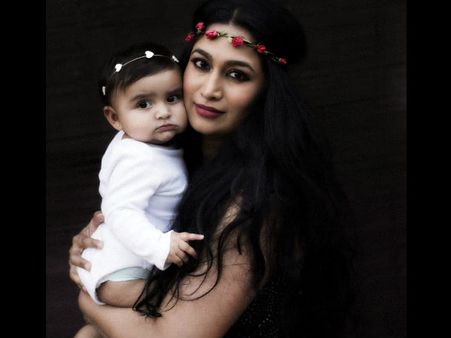 ಒಂಬತ್ತು ತಿಂಗಳ ಸಂಭ್ರಮದಲ್ಲಿ ಶ್ವೇತಾ ಶ್ರೀವಾತ್ಸವ್