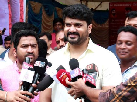 ಜನ್ಮದಿನದಂದು ನಟ ಸೃಜನ್ ಲೋಕೇಶ್ ಮಾಡಿದ ಮಹತ್ವದ ಕಾರ್ಯ 'ಇದು'.!