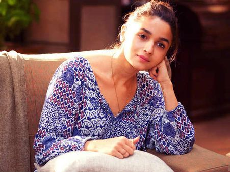 ಆಲಿಯಾ ಭಟ್ ಗೆ ಆ ಕಡೆಯೂ ಖುಷಿ, ಈ ಕಡೆಯೂ ಖುಷಿ