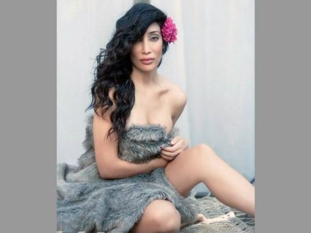 'ಒಂದು ರಾತ್ರಿಗೆ ನಿನ್ನ ರೇಟ್ ಎಷ್ಟು' ಎಂದವನಿಗೆ ಬೆಂಡೆತ್ತಿದ ನಟಿ