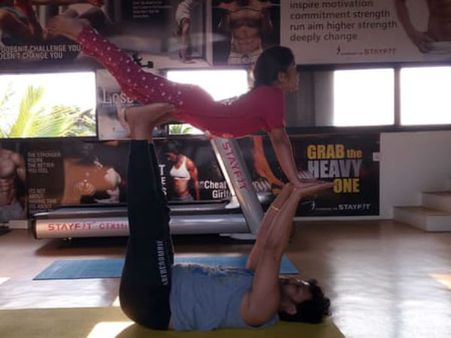 ಮುದ್ದು ಮಗಳ ಜೊತೆಗೆ ಗೋಲ್ಡನ್ ಸ್ಟಾರ್ ಗಣೇಶ್ ಯೋಗಾಭ್ಯಾಸ