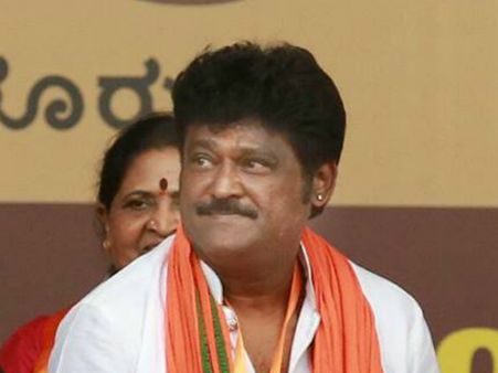 'ಮಾಂಸಾಹಾರಿ' ಆಗಿದ್ದ ಜಗ್ಗೇಶ್ ಇದ್ದಕ್ಕಿದ್ದಂತೆ ಸಸ್ಯಾಹಾರಿ ಆಗಿದ್ದು 'ಇದೇ' ಕಾರಣಕ್ಕೆ.!