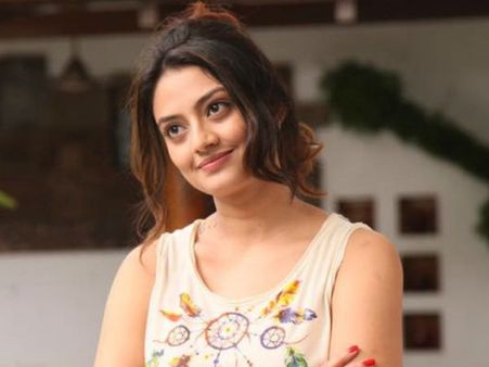 ಬಾಲಿವುಡ್ ನಿರ್ದೇಶಕನ ಜೊತೆ ಕಾಣಿಸಿಕೊಂಡ 'ಮುಗುಳುನಗೆ' ಬೆಡಗಿ