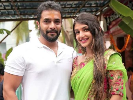 'ಭರಾಟೆ'ಯಿಂದ ಬಂತು ಭರ್ಜರಿ ಸುದ್ದಿ: 9 ಕೇಡಿಗಳ ವಿರುದ್ಧ ಸಿಡಿದು ನಿಲ್ತಾರೆ ಶ್ರೀಮುರಳಿ.!