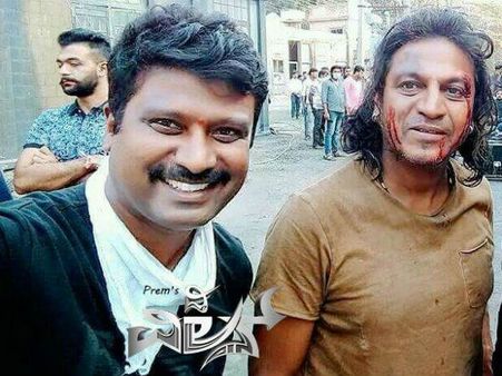 ನಿರ್ದೇಶಕ ಪ್ರೇಮ್ ವಿರುದ್ಧ 'ಶಿವ'ಭಕ್ತರು ಸಿಡಿಸಿದ 7 ಸಿಡಿಗುಂಡುಗಳು.!