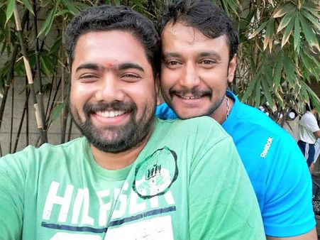 ದರ್ಶನ್ ಸಿನಿಮಾ ಟೈಟಲ್ ಗೊಂದಲ ನಿವಾರಿಸಿದ ತರುಣ್ ಸುಧೀರ್