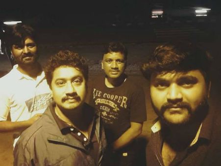 ಕೊಡಗಿನ ಕಣ್ಣೀರಿಗೆ ಕರವಸ್ತ್ರ ಆದ ಸಂಚಾರಿ ವಿಜಯ್ ಮತ್ತು ತಂಡ