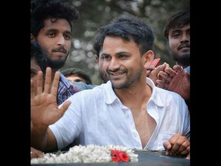 'ಇದು ಸಂಭ್ರಮದ ಸಮಯವಲ್ಲ' ಎಂದು ಖುಷಿಯನ್ನ ದೂರ ತಳ್ಳಿದ ಧನಂಜಯ್