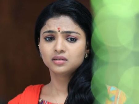 ಗಂಟು-ಮೂಟೆ ಕಟ್ಟಿಕೊಂಡು ರಾತ್ರೋರಾತ್ರಿ ಮನೆಯಿಂದ ಹೊರಬಂದ ಮಗಳು 'ಜಾನಕಿ'.!