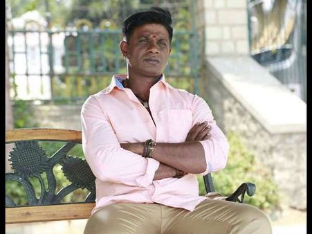 ಜೈಲಿನಿಂದ 62 ಖೈದಿಗಳನ್ನ ಬಿಡಿಸಿದ ದುನಿಯಾ ವಿಜಿಯ ಕಥೆ ಬಿಚ್ಚಿಟ್ಟ ಮಹದೇವಸ್ವಾಮಿ