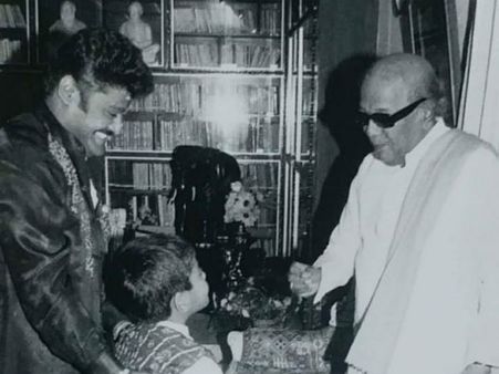 ದಿವಂಗತ ಕರುಣಾನಿಧಿ ಜೊತೆಗಿನ ನೆನಪು ಹಂಚಿಕೊಂಡ ಜಗ್ಗೇಶ್