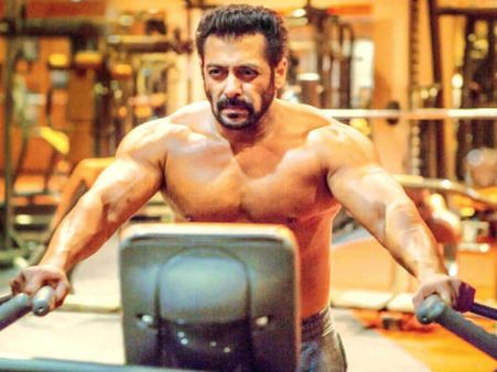 ಫಿಟ್ನೆಸ್ ಚಾಲೆಂಜ್ ಸ್ವೀಕರಿಸಿದ ಸಲ್ಮಾನ್ ಖಾನ್: ಇಲ್ಲಿದೆ ನೋಡಿ ವಿಡಿಯೋ