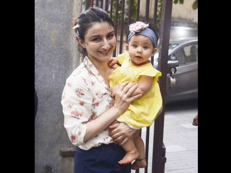 ವಿಡಿಯೋ: ಫೋಟೋಗ್ರಾಫರ್ ಗಳಿಗೆ ಮಾತಲ್ಲೇ ಪೆಟ್ಟು ಕೊಟ್ಟ ಸೋಹಾ ಅಲಿ ಖಾನ್