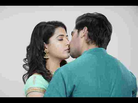 ಕನ್ನಡದಲ್ಲಿಯೂ ಶುರುವಾಯ್ತು ಕಿಸ್ಸಿಂಗ್ ಪುರಾಣ