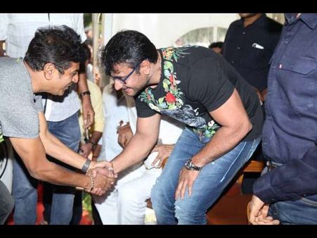 'ನಮ್ಮ ಬಾಸ್' ಅಂತ ಕಿತ್ತಾಡೋದು ಬಿಡಿ: ನಿಜಕ್ಕೂ 'ಬಾಸ್'ಗಳು ಹೇಗಿದ್ದಾರೆ ನೋಡಿ