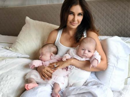 ಅವಳಿ ಮಕ್ಕಳಿಗೆ ಅಮ್ಮನಾದ 'ಯುವರಾಜ' ನಾಯಕಿ ಲೀಸಾ ರೇ