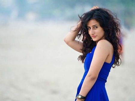 ತಾನು ಗರ್ಭಿಣಿ ಅಲ್ಲ ಎಂದು ಪ್ರೂವ್ ಮಾಡಲು ಈ ನಟಿ ಹೀಗಾ ಮಾಡೋದು?