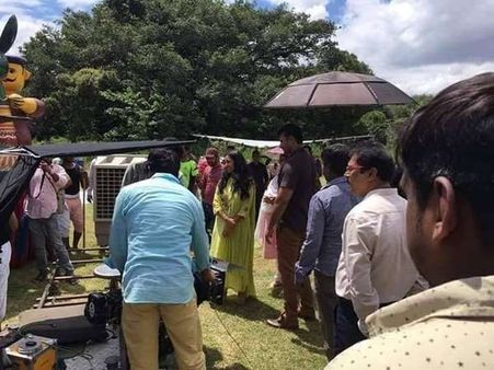 ದರ್ಶನ್ ನೋಡಲು 'ಯಜಮಾನ' ಸೆಟ್ ಗೆ ಬಂದ ಪತ್ನಿ