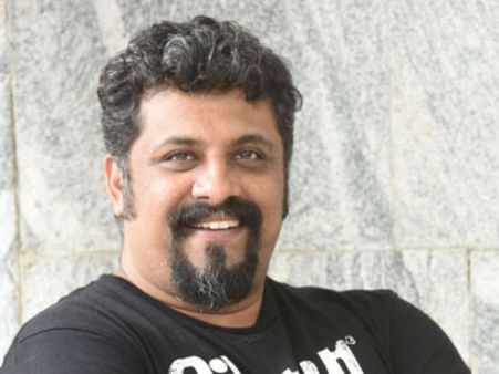 'ತಬ್ಬಿಕೊಂಡು, ಮುತ್ತುಕೊಡಲು ಪ್ರಯತ್ನ ಮಾಡಿದ್ದು ನಿಜ', ಆದರೆ.. : ರಘು ದೀಕ್ಷಿತ್ ನೇರ ಸ್ಪಷ್ಟನೆ