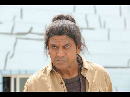 'ದಿ ವಿಲನ್' ನೋಡಿ ಶಿವಣ್ಣ ಪುತ್ರಿ ಫುಲ್ ಖುಷಿಯಾಗಿದ್ದಾರಂತೆ.!