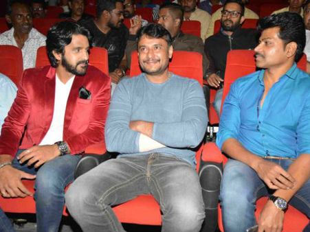 'ಅಪ್ಪ ಇಂಡಸ್ಟ್ರಿಯಲ್ಲಿ ಇದ್ರೆ ಬೆಳೆಯೋದು ಕಷ್ಟ' ಎಂದ ದರ್ಶನ್