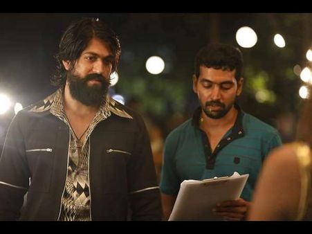 ಇವರೇ 'ಕೆಜಿಎಫ್'ಗೆ ಶಿಳ್ಳೆ ಹೊಡೆಯುವ ಸಂಭಾಷಣೆ ಬರೆದವರು