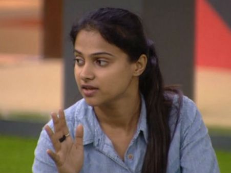 ನಂಬರ್ 1 ಸ್ಥಾನಕ್ಕೆ ಪಟ್ಟು ಹಿಡಿದು ನಿಂತ 'ಚಿನ್ನು' ಕವಿತಾ.!