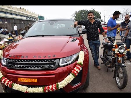 ಧನಂಜಯ್ ಗೆ 'ರೇಂಜ್ ರೋವರ್' ಕಾರು ಕೊಡಿಸಿದ್ದು ಇವರೇ.!