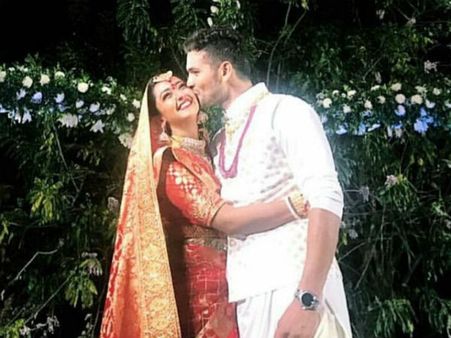 ಸತಿ ಪತಿಯಾದ ದಿಗಂತ್ - ಐಂದ್ರಿತಾ ರೇ