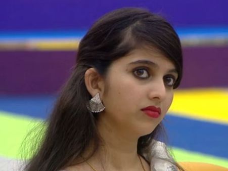 'ಬಿಗ್ ಬಾಸ್' ಮನೆಯಿಂದ ಹೊರಬಂದ ನಿವೇದಿತಾ ಗೌಡ