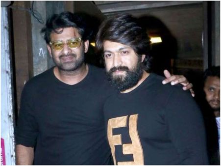 'ಕೆಜಿಎಫ್'ಗೆ ಪ್ರಭಾಸ್ ವಿಶ್: ಒಟ್ಟಿಗೆ ಕಾಣಿಸಿದ ನ್ಯಾಷನಲ್ ಸ್ಟಾರ್ಸ್