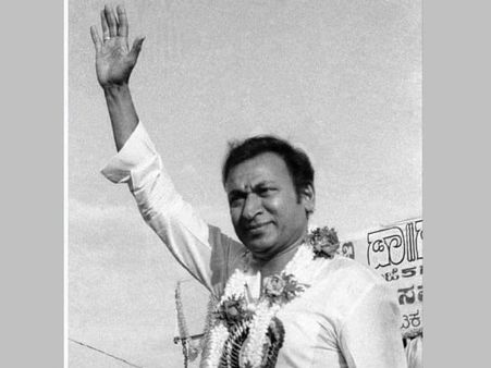 ರಾಜ್ ಬಯೋಪಿಕ್ ಬರಬೇಕೆ? : ಏನೆಂದರು ಕನ್ನಡಿಗರು?