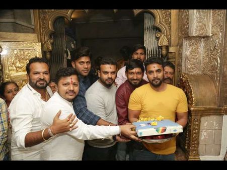 ಚಾಮುಂಡೇಶ್ವರಿ ದೇವಿ ಮುಂದೆ ಚೇತನ್ ಬರೆದ ಸಾಹಿತ್ಯ ಹೀಗಿದೆ