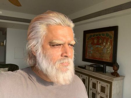 ಪಾತ್ರಕ್ಕಾಗಿ ಈ ರೀತಿ ಬದಲಾದ ನಟ ಯಾರೆಂದು ಗುರುತಿಸಿ