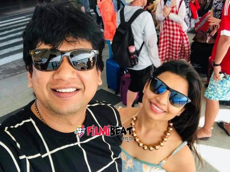 ವಿವಾಹ ವಾರ್ಷಿಕೋತ್ಸವ ಸಂಭ್ರಮದಲ್ಲಿ V P ದಂಪತಿ