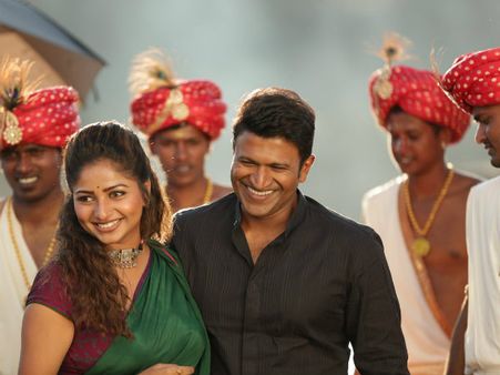 ಇಂದಿನಿಂದ ವಿದೇಶಗಳಲ್ಲಿ 'ನಟ ಸಾರ್ವಭೌಮ' ಪ್ರದರ್ಶನ