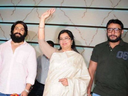 ವಿರೋಧಿಗಳಿಗೆ 'ಮಂಡ್ಯ ವೇದಿಕೆ'ಯಲ್ಲಿ ಸವಾಲ್ ಹಾಕಿದ ದರ್ಶನ್