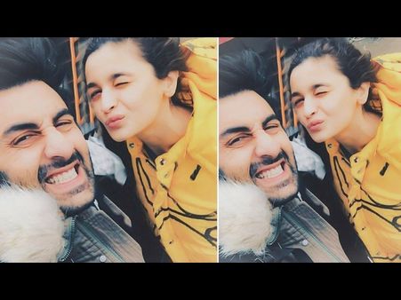 ರಣಬೀರ್ ಜೊತೆ ಹುಟ್ಟುಹಬ್ಬ ಆಚರಿಸಿಕೊಂಡ ಆಲಿಯಾ ಭಟ್