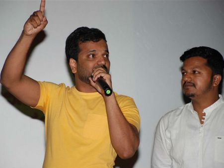 ''ಯಾವ ಹೀರೋನನ್ನು ಕಳಪೆಯಾಗಿ ನೋಡಬೇಡಿ'' - ಸತೀಶ್ ನೋವಿನ ನುಡಿ