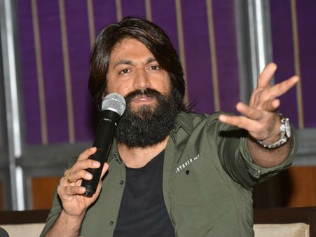 ಸುಪಾರಿ ಪ್ರಕರಣದಲ್ಲಿ ನನ್ನ ಹೆಸರಿಲ್ಲ, ಇದೆಲ್ಲ ಸುಳ್ಳು: ನಟ ಯಶ್ ಸ್ಪಷ್ಟನೆ